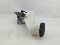 2017-2019 Hyundai Elantra Brake Master Cylinder - Oemusedautoparts1.com
