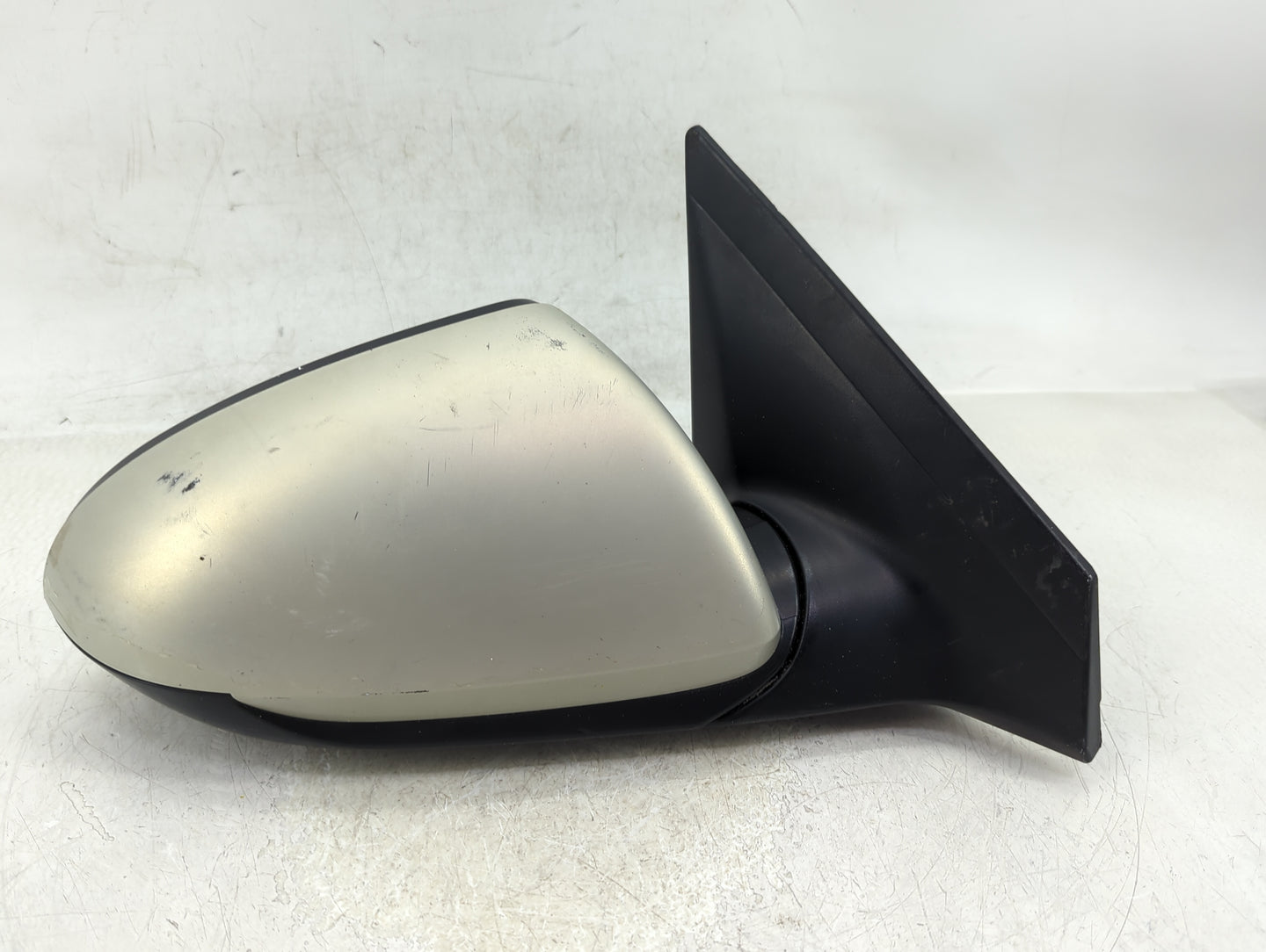 2017-2018 Hyundai Elantra Passenger Side View Mirror - Right Door Mirror OEM Used - Oemusedautoparts1.com