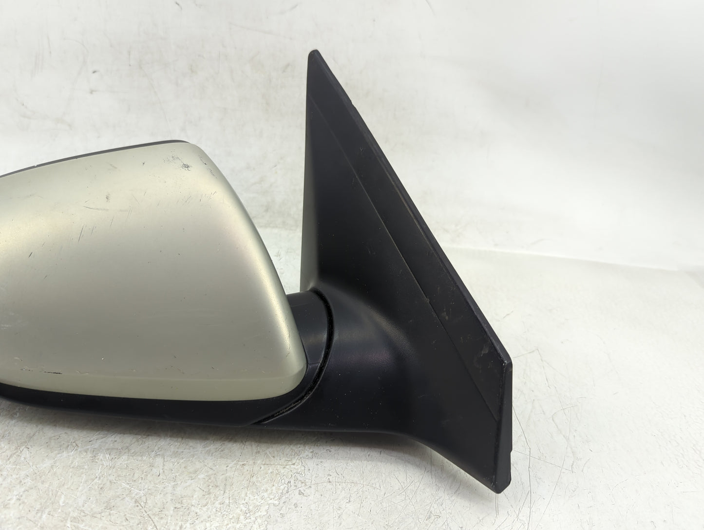 2017-2018 Hyundai Elantra Passenger Side View Mirror - Right Door Mirror OEM Used - Oemusedautoparts1.com