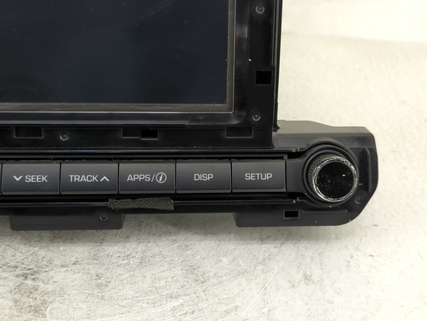 2017-2018 Hyundai Elantra Radio AM FM Cd Player Receiver Replacement P/N:96160-F2100UAT Fits Fits 2017 2018 OEM Used Auto Pa
