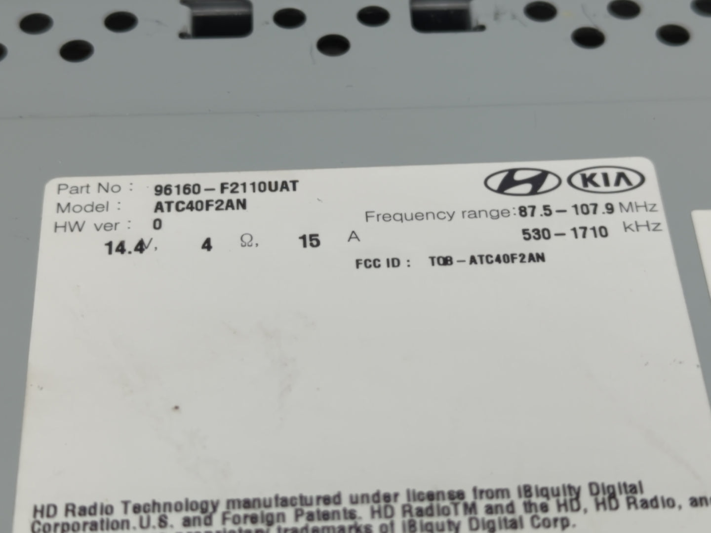 2017-2018 Hyundai Elantra Radio AM FM Cd Player Receiver Replacement P/N:96160-F2110UAT Fits Fits 2017 2018 OEM Used Auto Pa