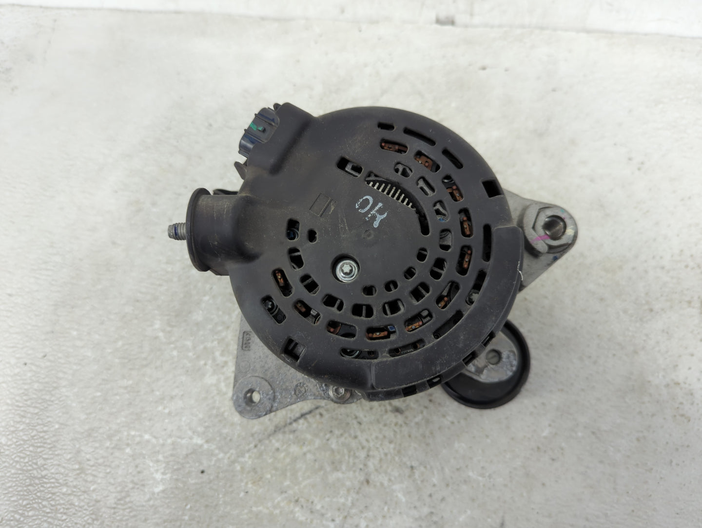 2017-2020 Hyundai Elantra Alternator Replacement Generator Charging Assembly Engine OEM P/N:37300-2E721 Fits OEM Used Auto P