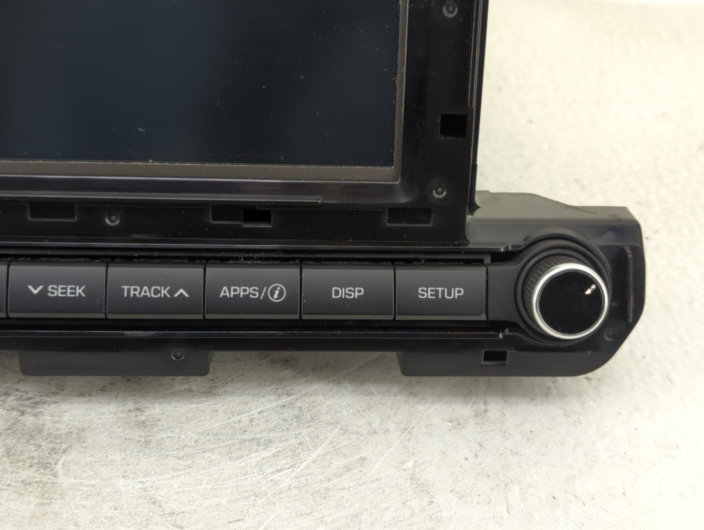 2017-2018 Hyundai Elantra Radio AM FM Cd Player Receiver Replacement P/N:96160-F2101UAT Fits Fits 2017 2018 OEM Used Auto Pa