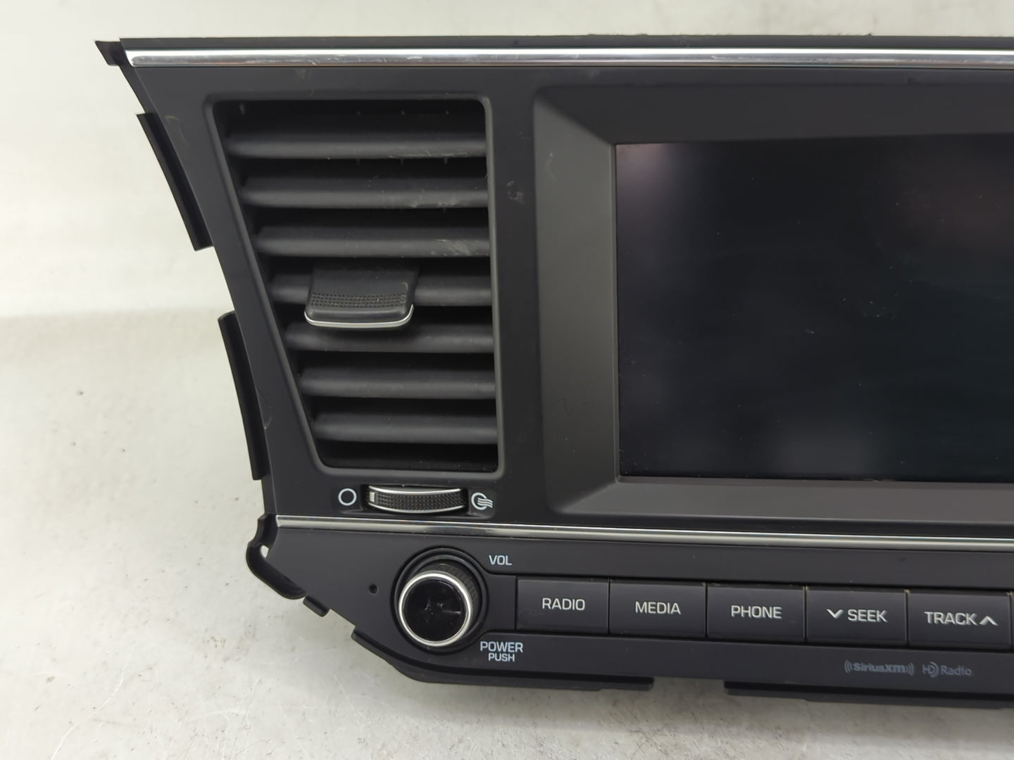 2017-2018 Hyundai Elantra Radio AM FM Cd Player Receiver Replacement P/N:96160-F2100UAT Fits Fits 2017 2018 OEM Used Auto Pa