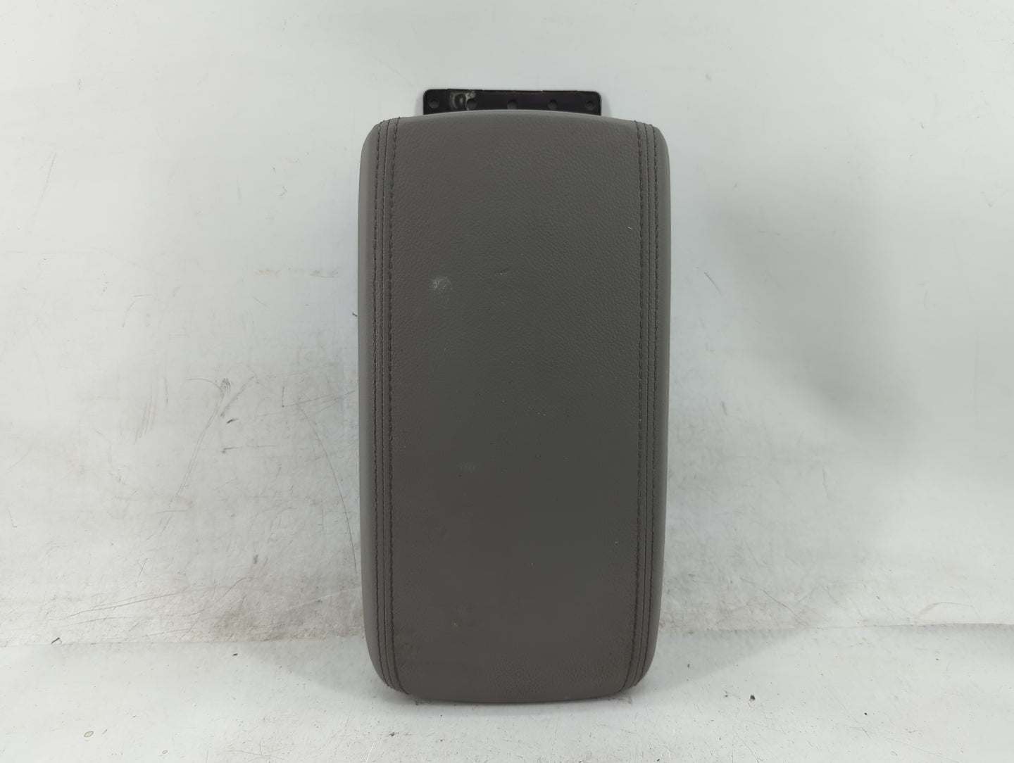 2017 Hyundai Elantra Center Console Armrest Cover Lid Fits OEM Used Auto Parts - Oemusedautoparts1.com