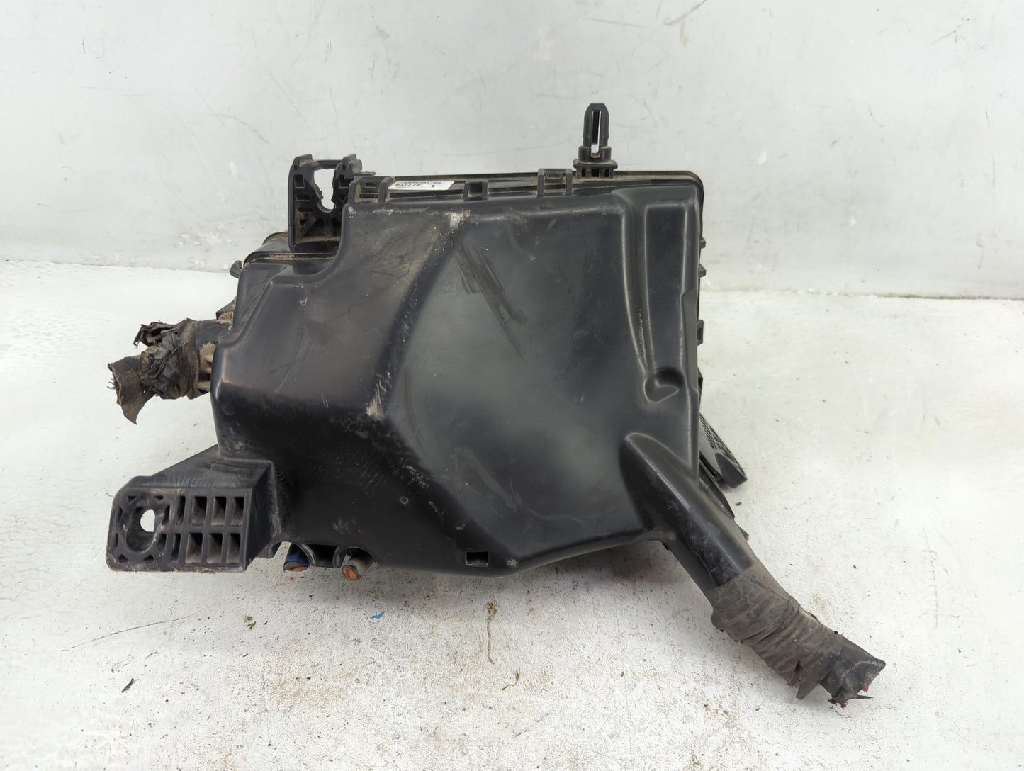 2017 Hyundai Elantra Fusebox Fuse Box Panel Relay Module P/N:91956-F2020 Fits OEM Used Auto Parts - Oemusedautoparts1.com