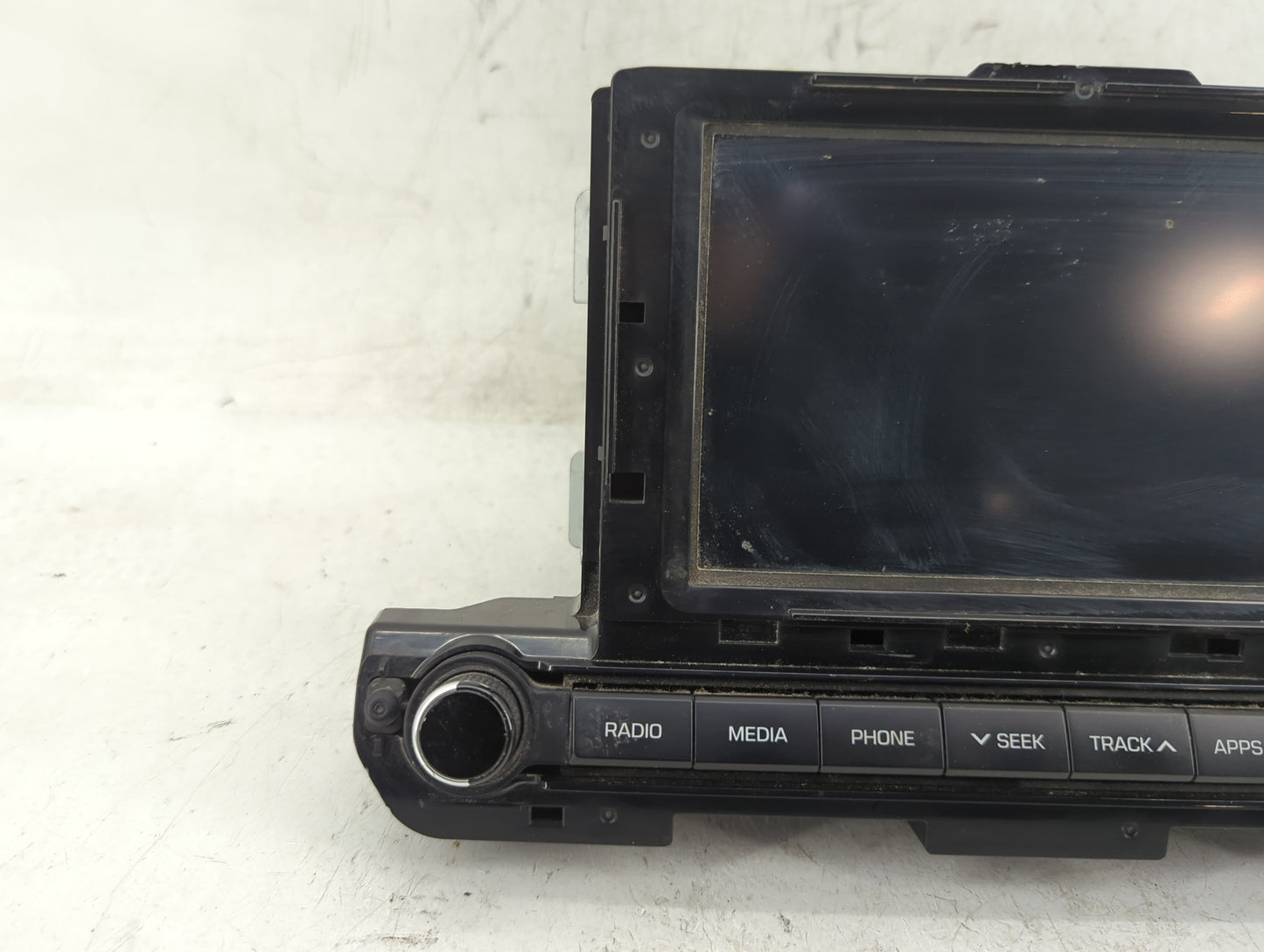 2017-2018 Hyundai Elantra Radio AM FM Cd Player Receiver Replacement P/N:96160-F2100UAT Fits Fits 2017 2018 OEM Used Auto Pa