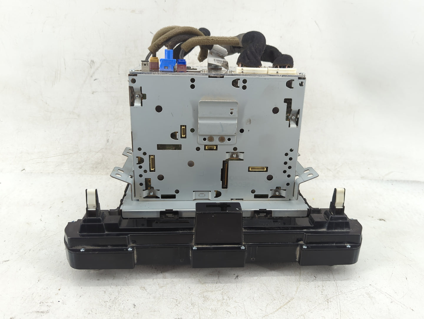 2017-2018 Hyundai Elantra Radio AM FM Cd Player Receiver Replacement P/N:96160-F2100UAT Fits Fits 2017 2018 OEM Used Auto Pa