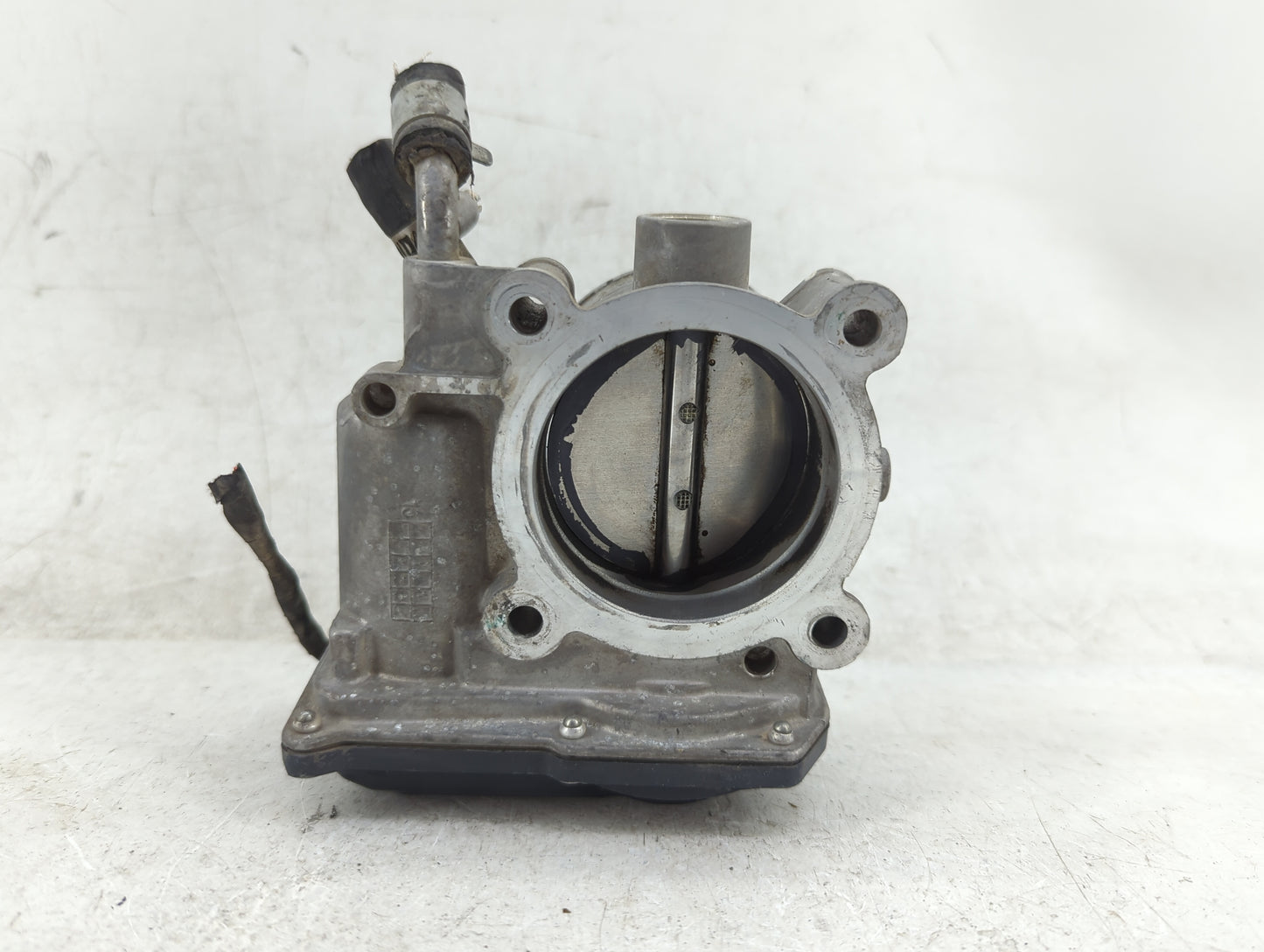 2017-2020 Hyundai Elantra Throttle Body P/N:35100-2E000 Fits Fits 2017 2018 2019 2020 OEM Used Auto Parts - Oemusedautoparts