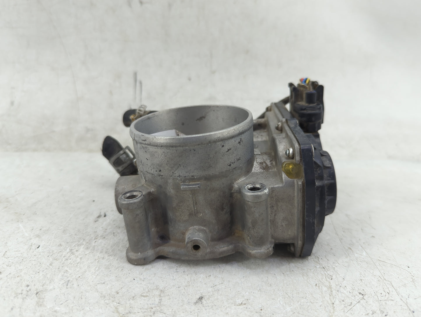 2017-2020 Hyundai Elantra Throttle Body P/N:35100-2E000 Fits Fits 2017 2018 2019 2020 OEM Used Auto Parts - Oemusedautoparts