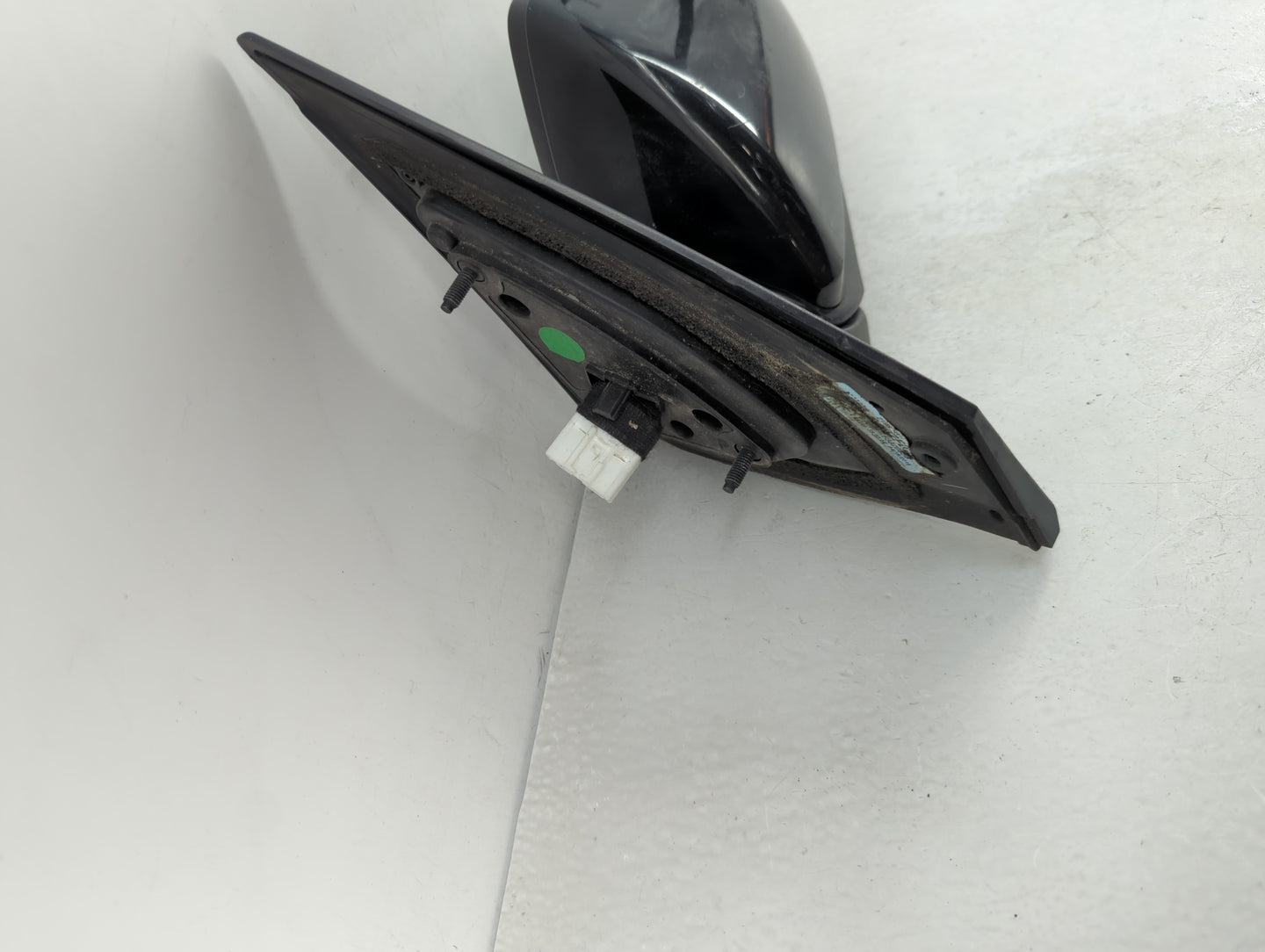 2017-2018 Hyundai Elantra Driver Side View Mirror - Left Door Mirror OEM Used - Oemusedautoparts1.com