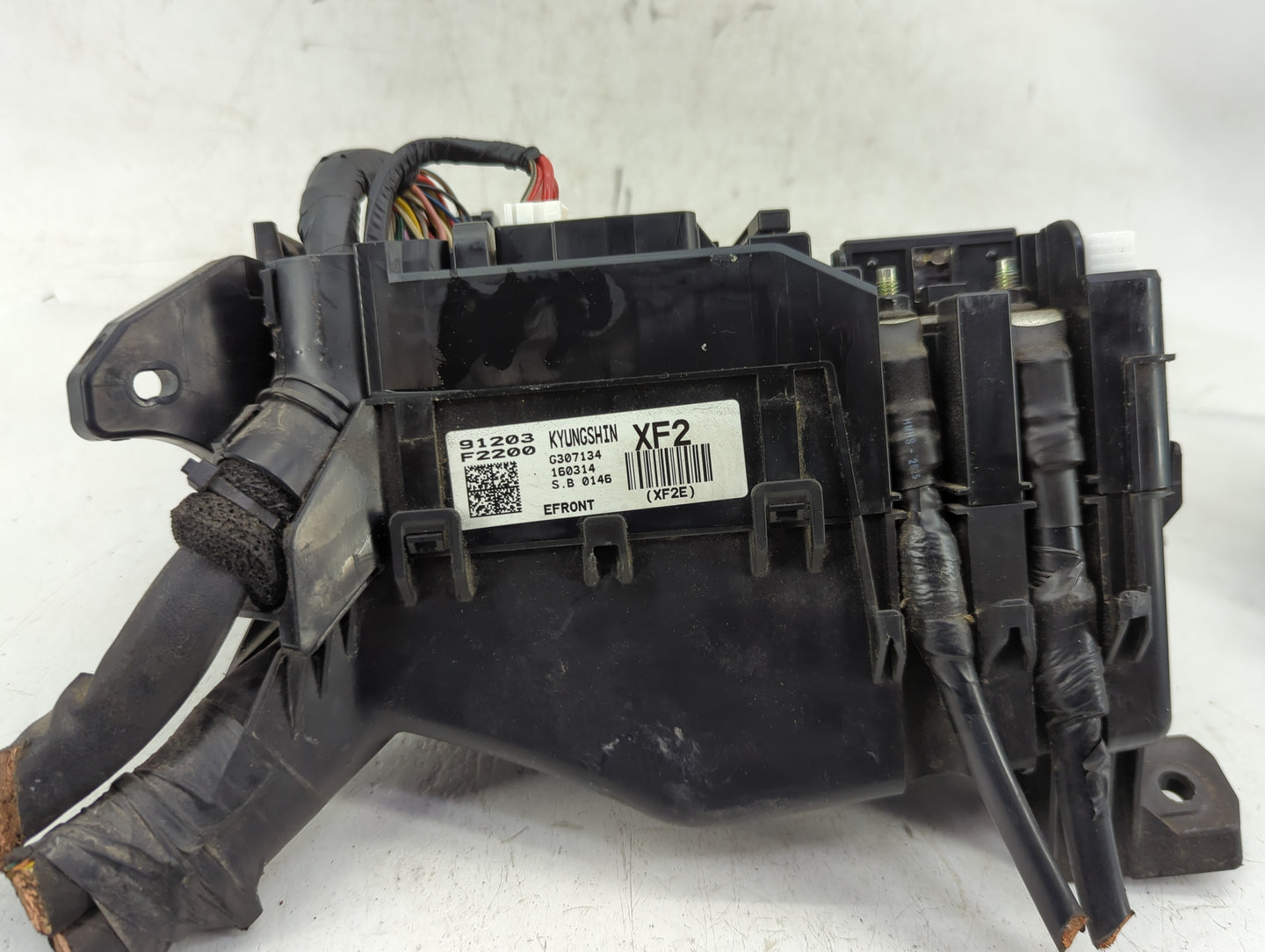 2017 Hyundai Elantra Fusebox Fuse Box Panel Relay Module P/N:91203 F2200 Fits OEM Used Auto Parts - Oemusedautoparts1.com