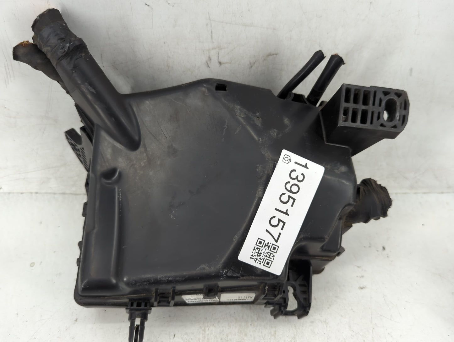 2017 Hyundai Elantra Fusebox Fuse Box Panel Relay Module P/N:91203 F2200 Fits OEM Used Auto Parts - Oemusedautoparts1.com