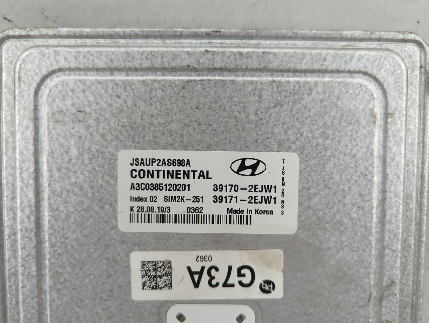 2016-2017 Hyundai Elantra PCM Engine Control Computer ECU ECM PCU OEM P/N:39170-2EJW1 Fits Fits 2016 2017 OEM Used Auto Part