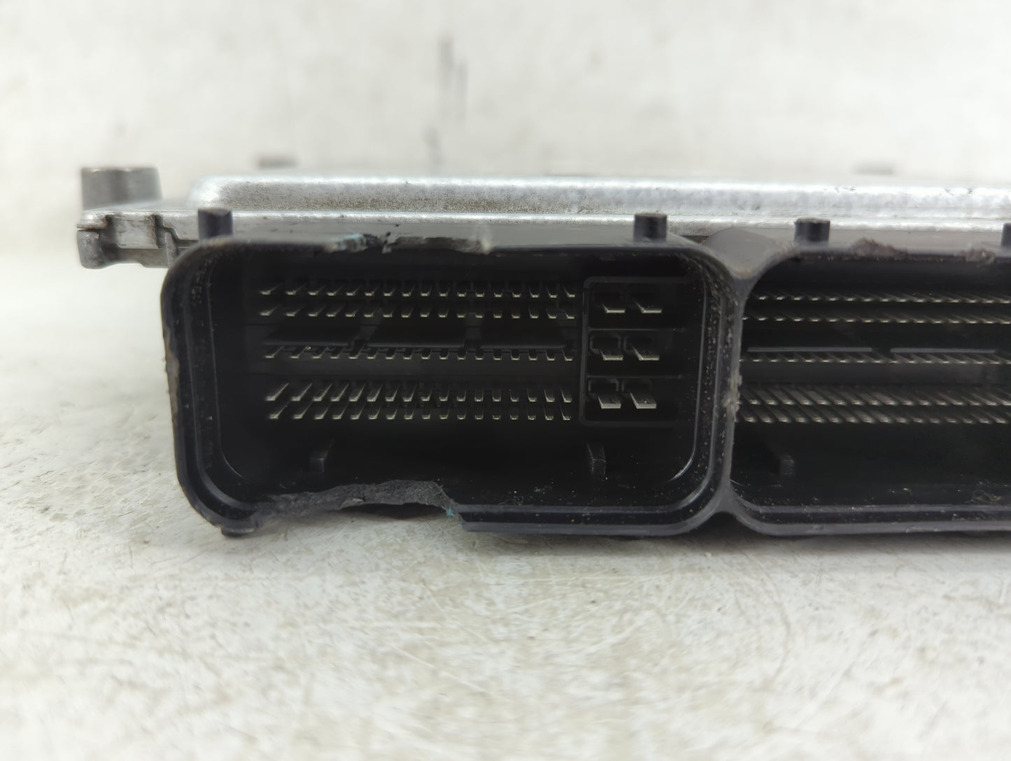 2016-2017 Hyundai Elantra PCM Engine Control Computer ECU ECM PCU OEM P/N:39170-2EJW1 Fits Fits 2016 2017 OEM Used Auto Part