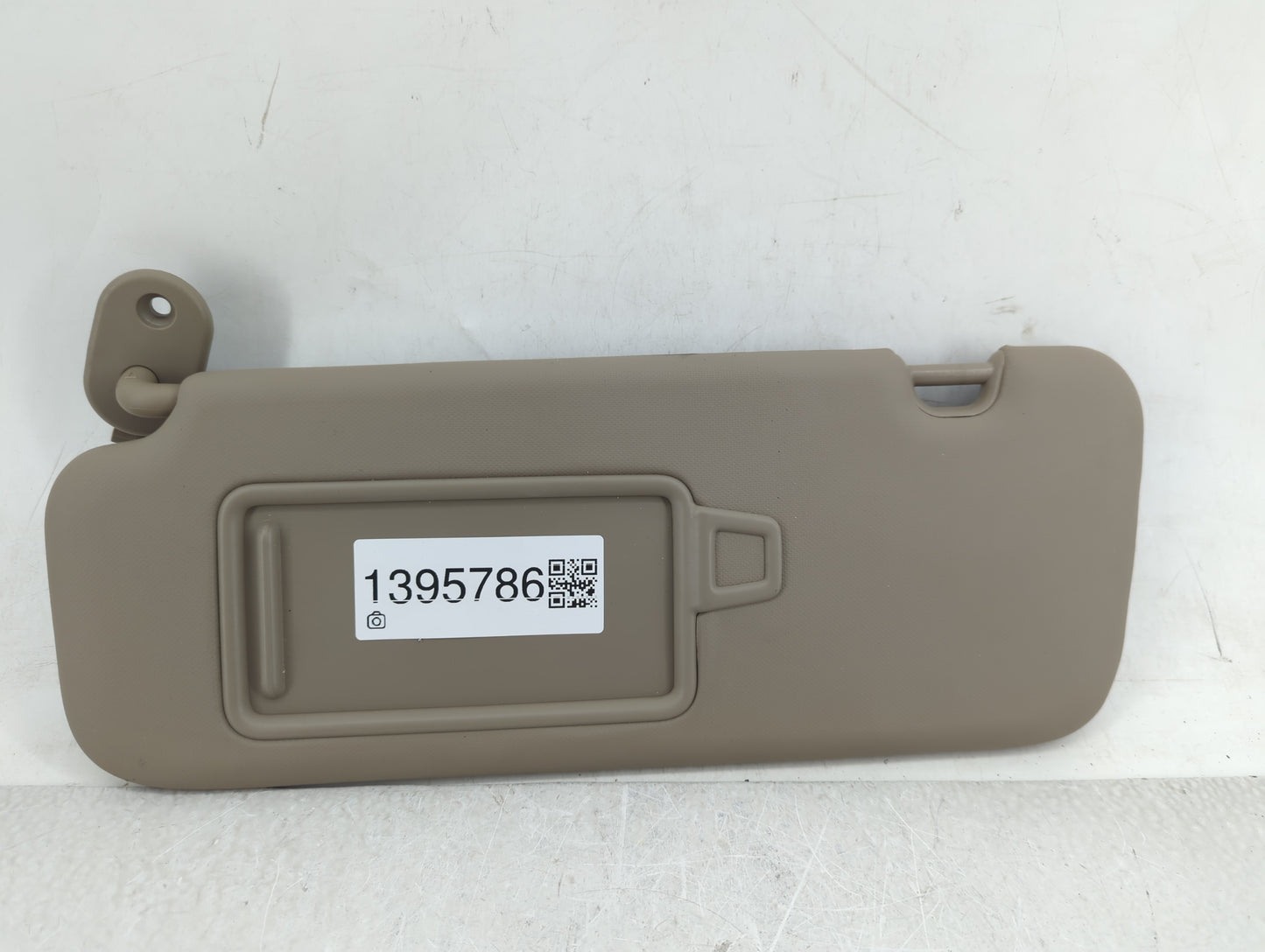 2017-2020 Hyundai Elantra Sun Visor Shade Replacement Driver Left Mirror Fits Fits 2017 2018 2019 2020 OEM Used Auto Parts -