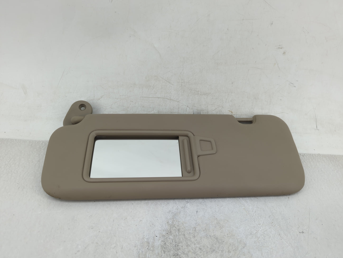 2017-2020 Hyundai Elantra Sun Visor Shade Replacement Driver Left Mirror Fits Fits 2017 2018 2019 2020 OEM Used Auto Parts -