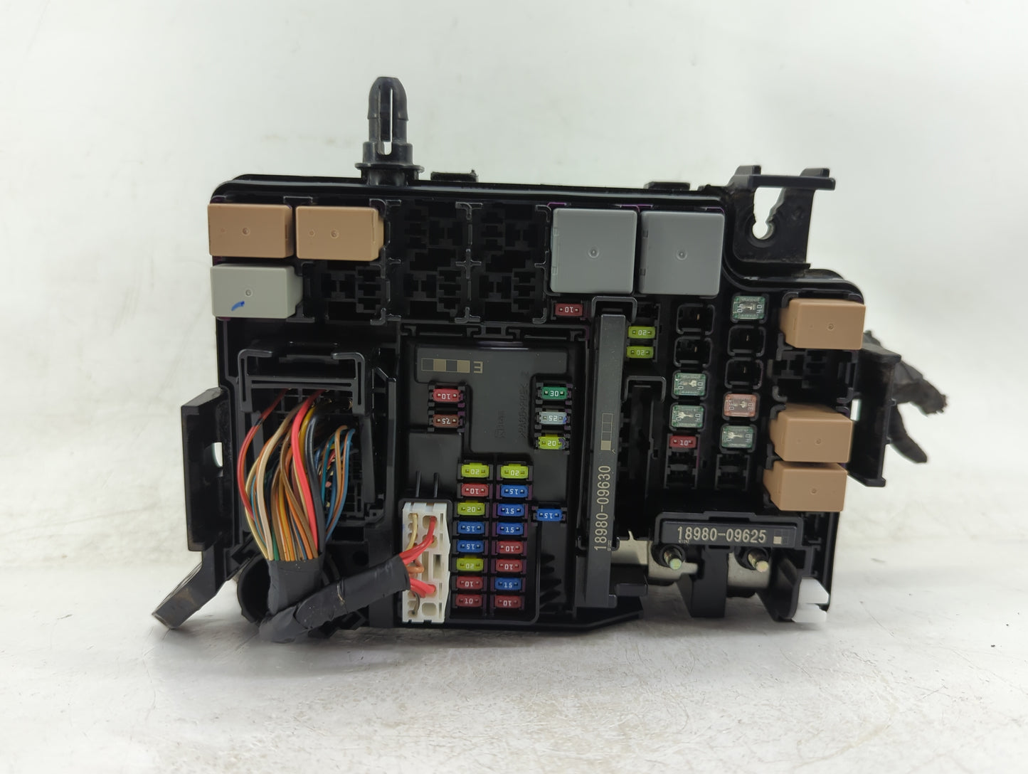 2017 Hyundai Elantra Fusebox Fuse Box Panel Relay Module P/N:91219-G3170 Fits OEM Used Auto Parts - Oemusedautoparts1.com