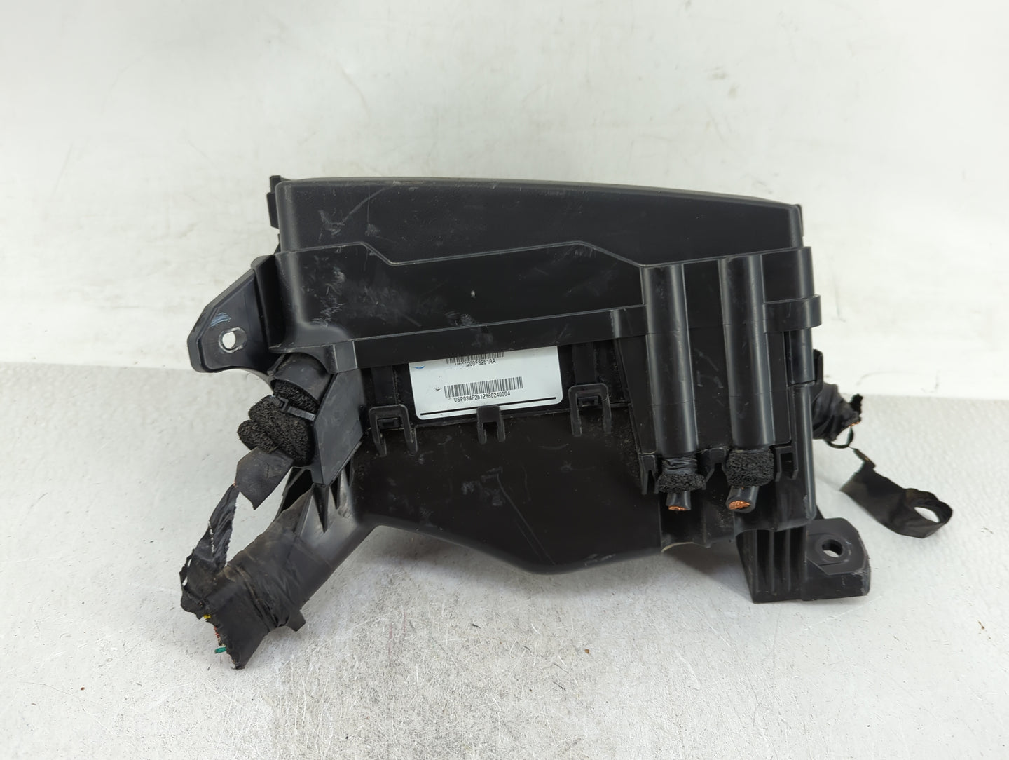 2017 Hyundai Elantra Fusebox Fuse Box Panel Relay Module Fits OEM Used Auto Parts - Oemusedautoparts1.com