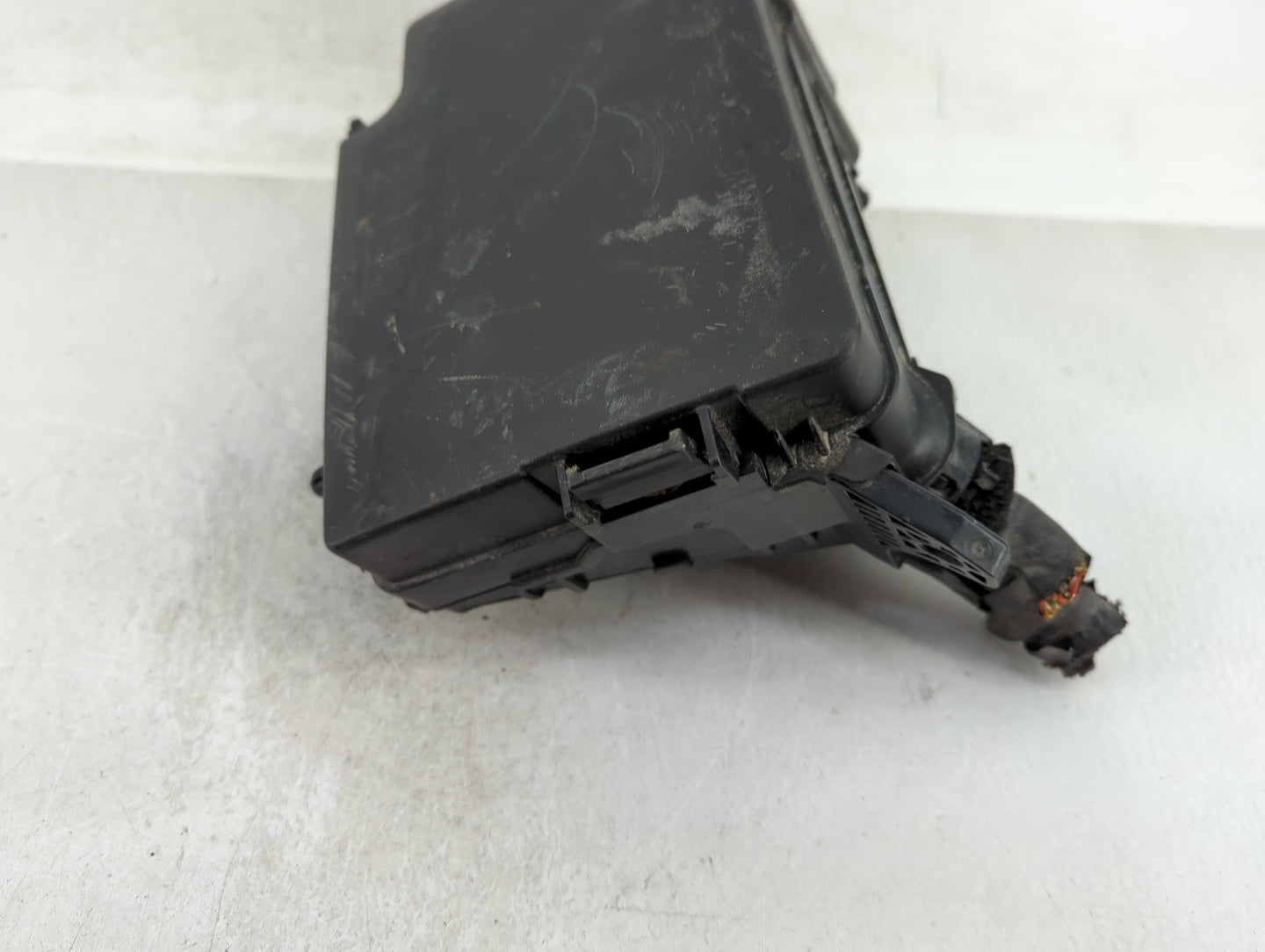 2017 Hyundai Elantra Fusebox Fuse Box Panel Relay Module P/N:91203 F2180 Fits OEM Used Auto Parts - Oemusedautoparts1.com
