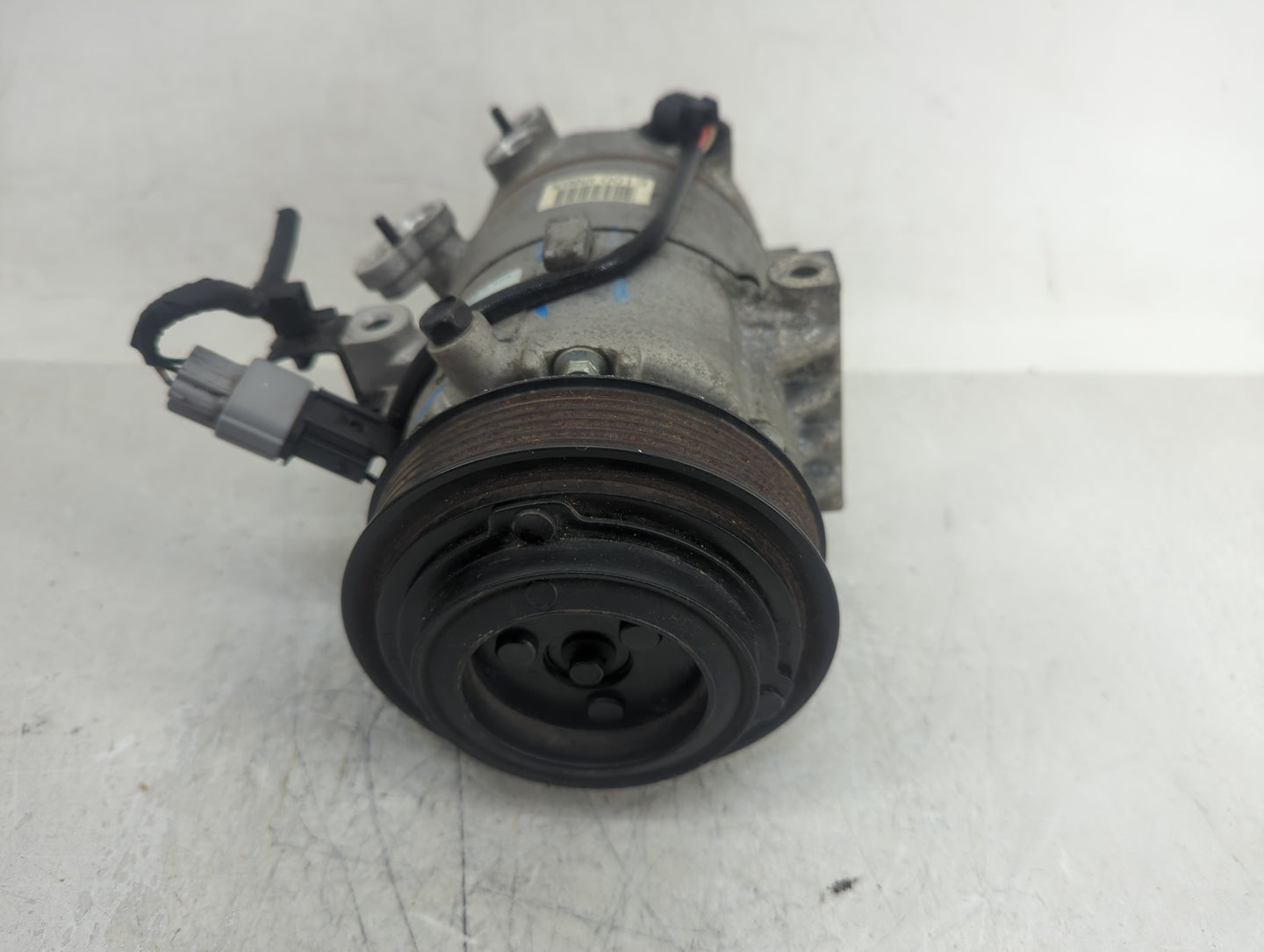 2017-2020 Hyundai Elantra Air Conditioning A/c Ac Compressor Oem - Oemusedautoparts1.com