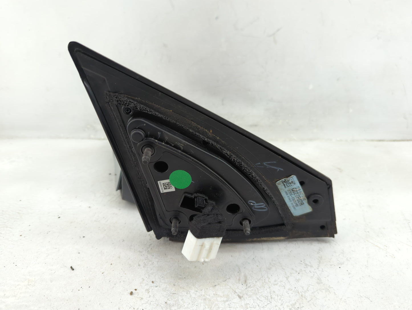 2017-2020 Hyundai Elantra Driver Side View Mirror - Left Door Mirror OEM Used - Oemusedautoparts1.com