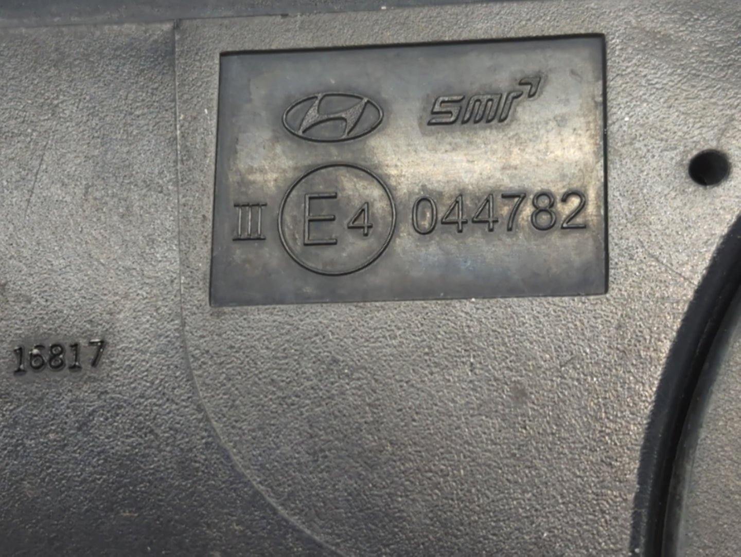 2017-2020 Hyundai Elantra Driver Side View Mirror - Left Door Mirror OEM Used - Oemusedautoparts1.com