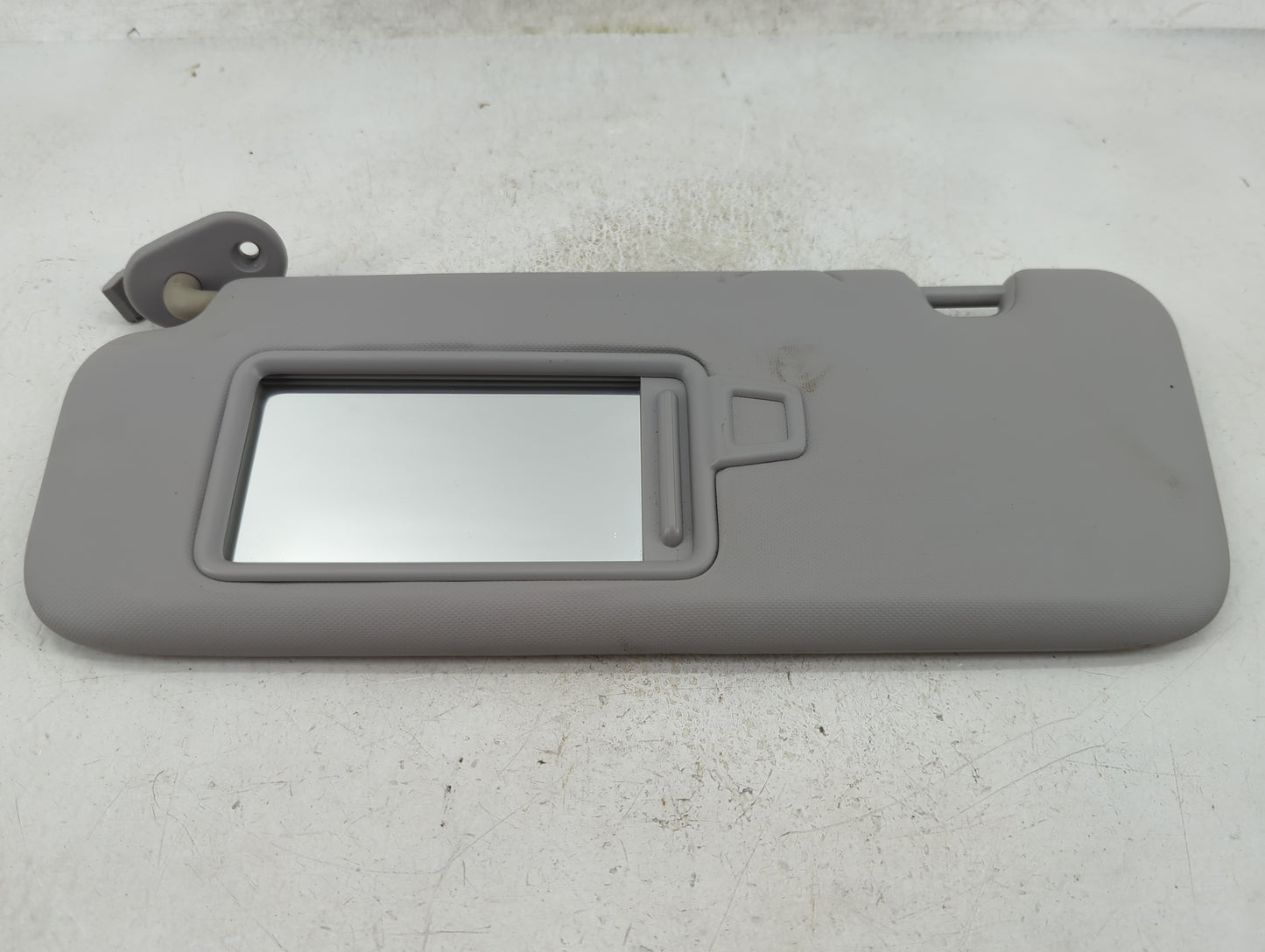 2017-2020 Hyundai Elantra Sun Visor Shade Replacement Driver Left Mirror Fits Fits 2017 2018 2019 2020 OEM Used Auto Parts -