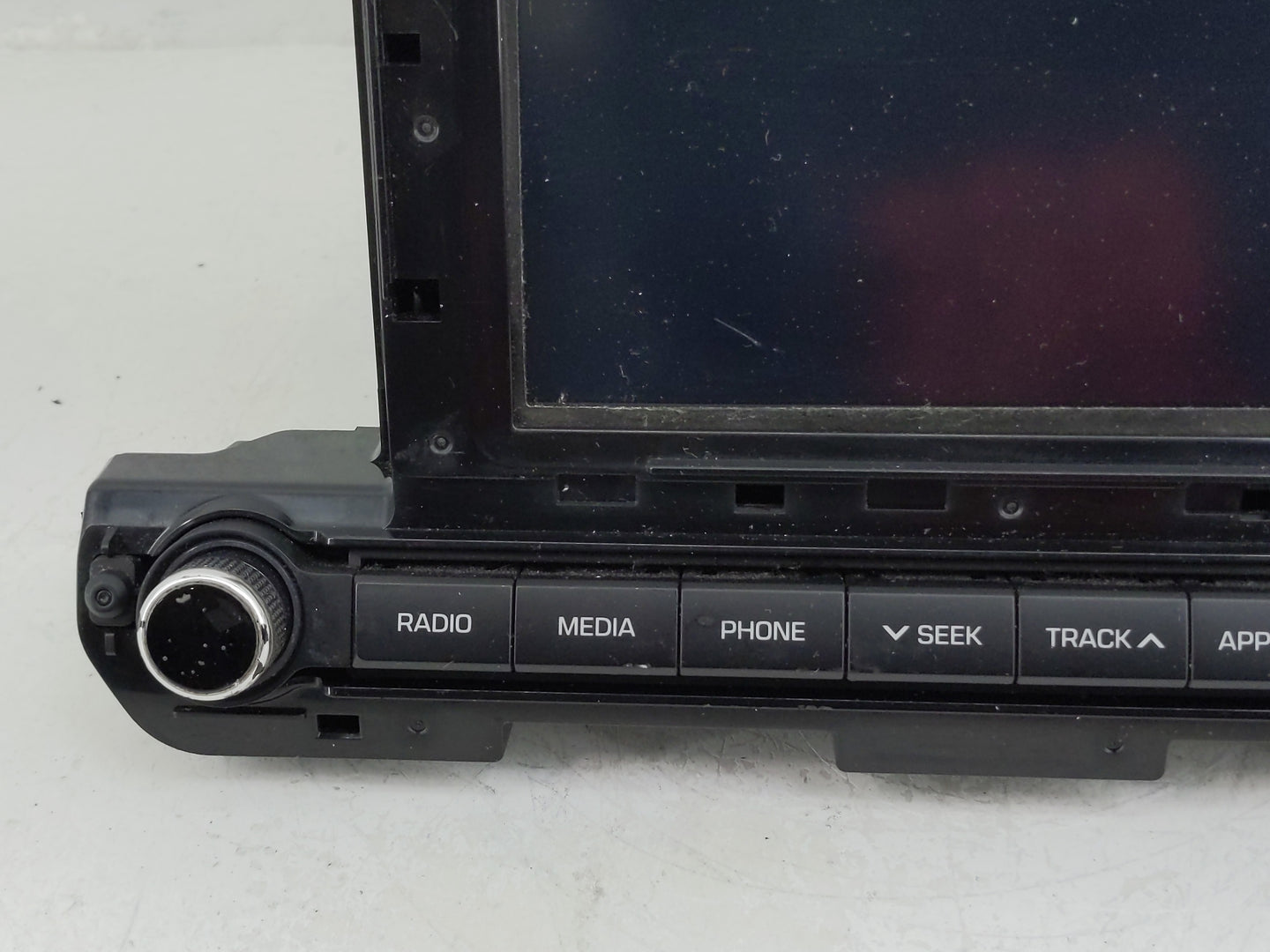 2017-2018 Hyundai Elantra Radio AM FM Cd Player Receiver Replacement P/N:96160-F2100UAT Fits Fits 2017 2018 OEM Used Auto Pa