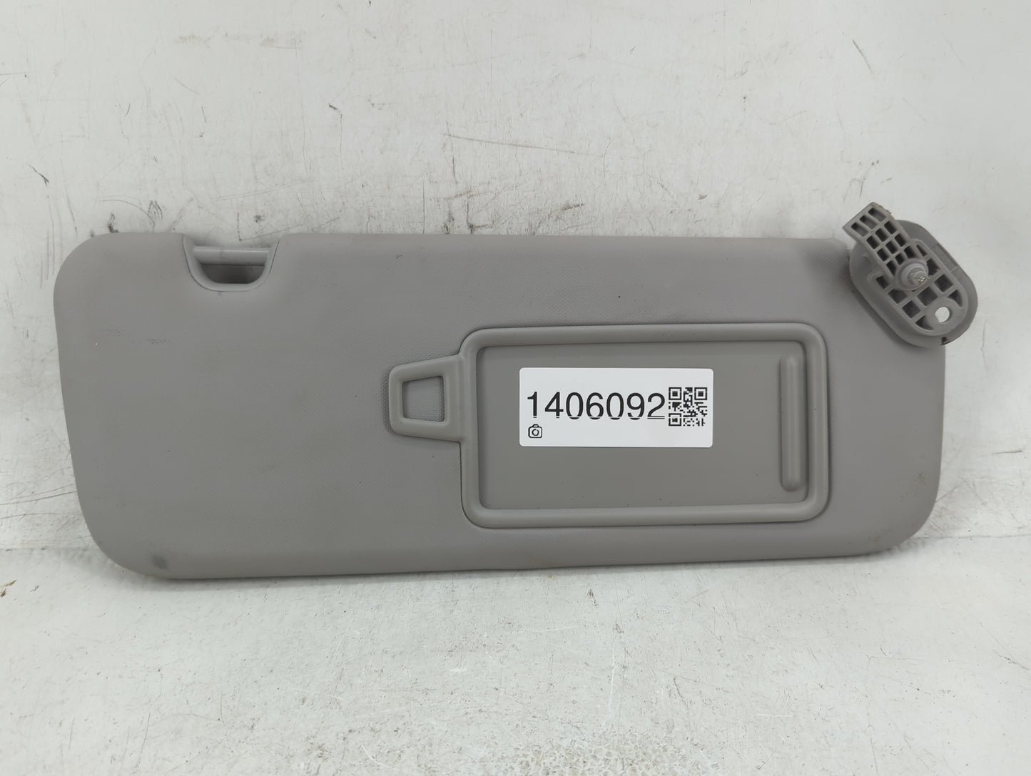 2017-2020 Hyundai Elantra Sun Visor Shade Replacement Passenger Right Mirror Fits Fits 2017 2018 2019 2020 OEM Used Auto Par