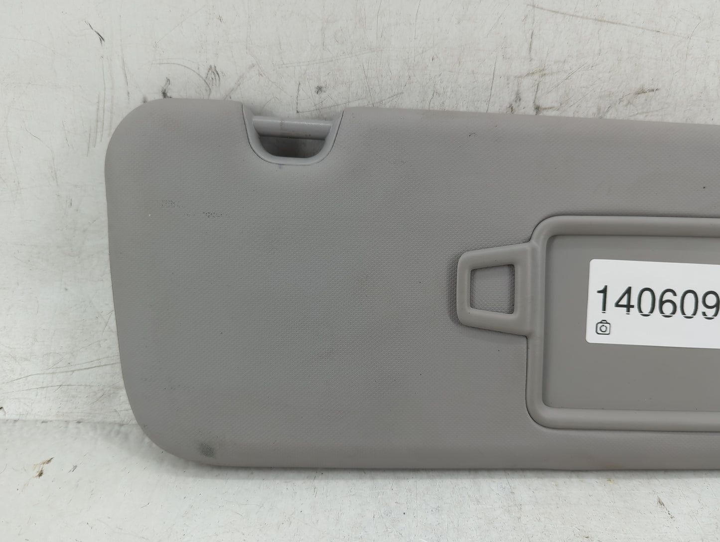 2017-2020 Hyundai Elantra Sun Visor Shade Replacement Passenger Right Mirror Fits Fits 2017 2018 2019 2020 OEM Used Auto Par