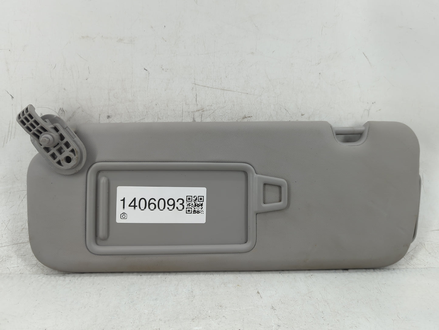 2017-2020 Hyundai Elantra Sun Visor Shade Replacement Driver Left Mirror Fits Fits 2017 2018 2019 2020 OEM Used Auto Parts -