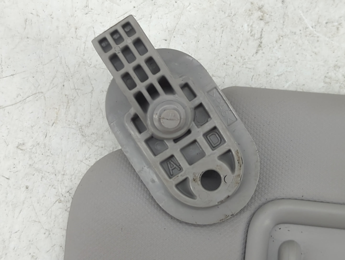 2017-2020 Hyundai Elantra Sun Visor Shade Replacement Driver Left Mirror Fits Fits 2017 2018 2019 2020 OEM Used Auto Parts -