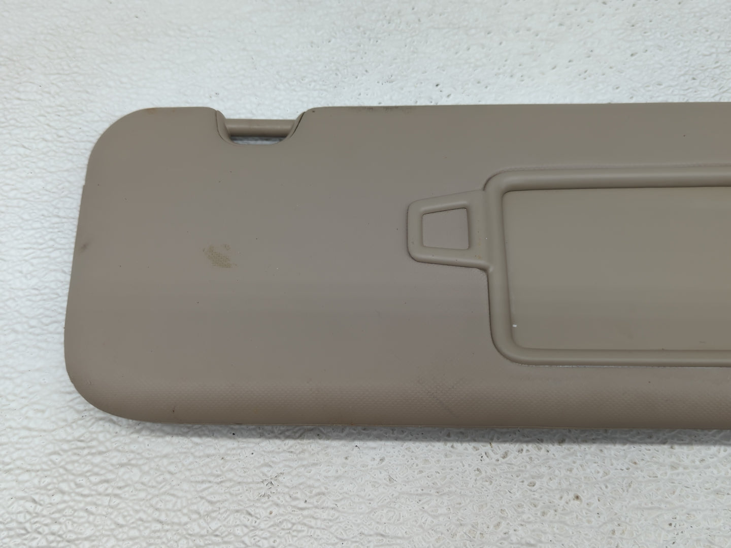 2017-2020 Hyundai Elantra Sun Visor Shade Replacement Passenger Right Mirror Fits Fits 2017 2018 2019 2020 OEM Used Auto Par