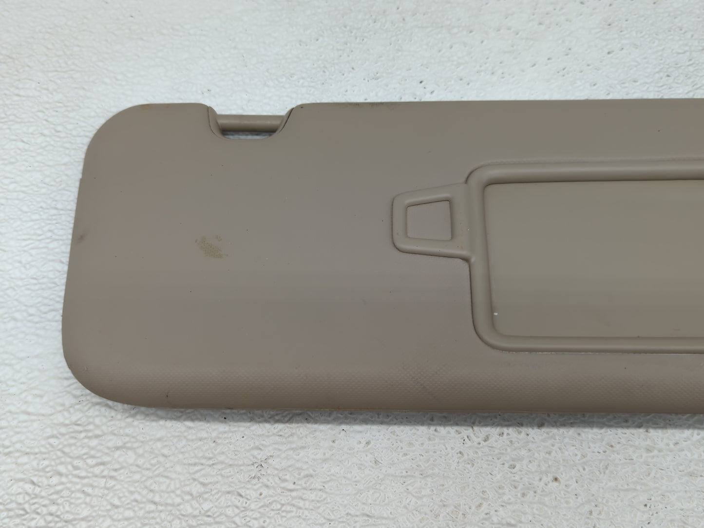 2017-2020 Hyundai Elantra Sun Visor Shade Replacement Passenger Right Mirror Fits Fits 2017 2018 2019 2020 OEM Used Auto Par