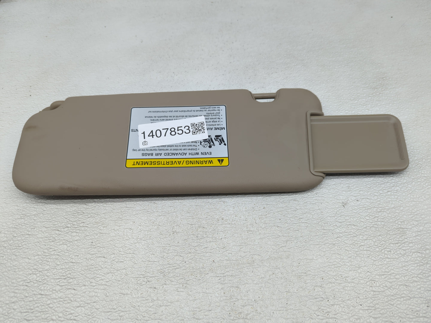 2017-2020 Hyundai Elantra Sun Visor Shade Replacement Passenger Right Mirror Fits Fits 2017 2018 2019 2020 OEM Used Auto Par