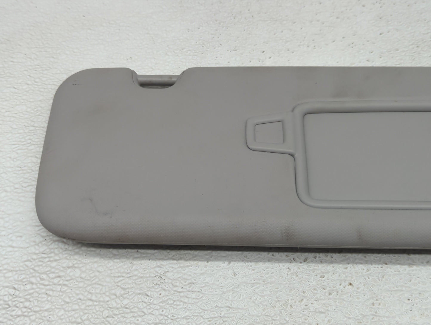 2017-2020 Hyundai Elantra Sun Visor Shade Replacement Passenger Right Mirror Fits Fits 2017 2018 2019 2020 OEM Used Auto Par