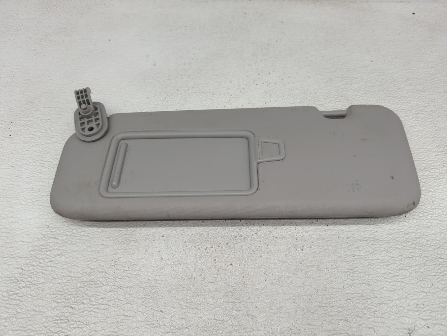 2017-2020 Hyundai Elantra Sun Visor Shade Replacement Driver Left Mirror Fits Fits 2017 2018 2019 2020 OEM Used Auto Parts -