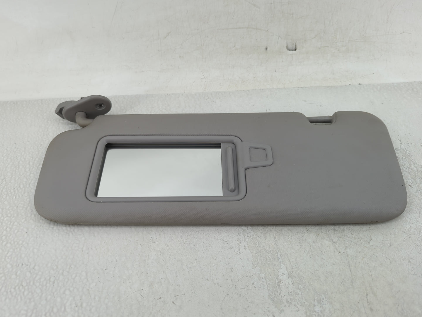 2017-2020 Hyundai Elantra Sun Visor Shade Replacement Driver Left Mirror Fits Fits 2017 2018 2019 2020 OEM Used Auto Parts -