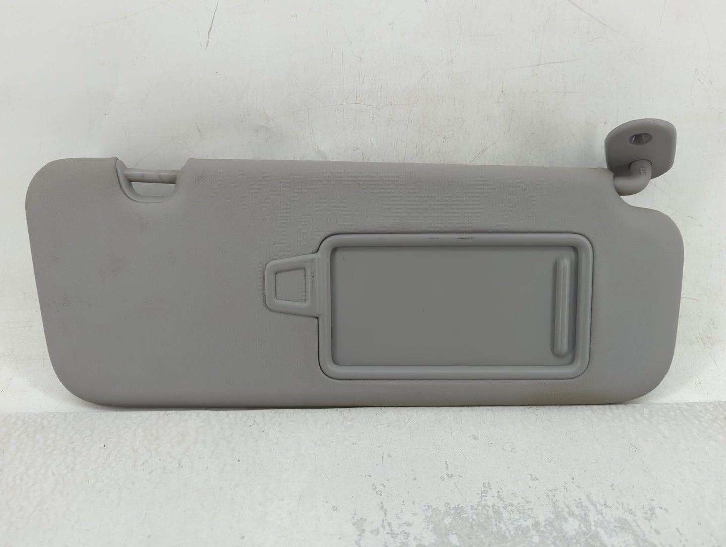 2017-2020 Hyundai Elantra Sun Visor Shade Replacement Passenger Right Mirror Fits Fits 2017 2018 2019 2020 OEM Used Auto Par