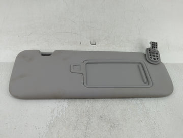 2017-2020 Hyundai Elantra Sun Visor Shade Replacement Passenger Right Mirror Fits Fits 2017 2018 2019 2020 OEM Used Auto Par