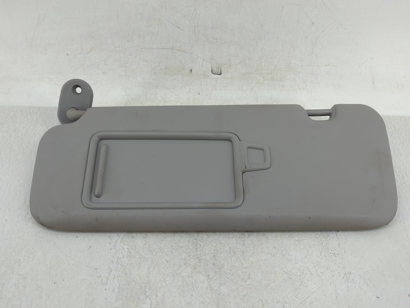 2017-2020 Hyundai Elantra Sun Visor Shade Replacement Driver Left Mirror Fits Fits 2017 2018 2019 2020 OEM Used Auto Parts -