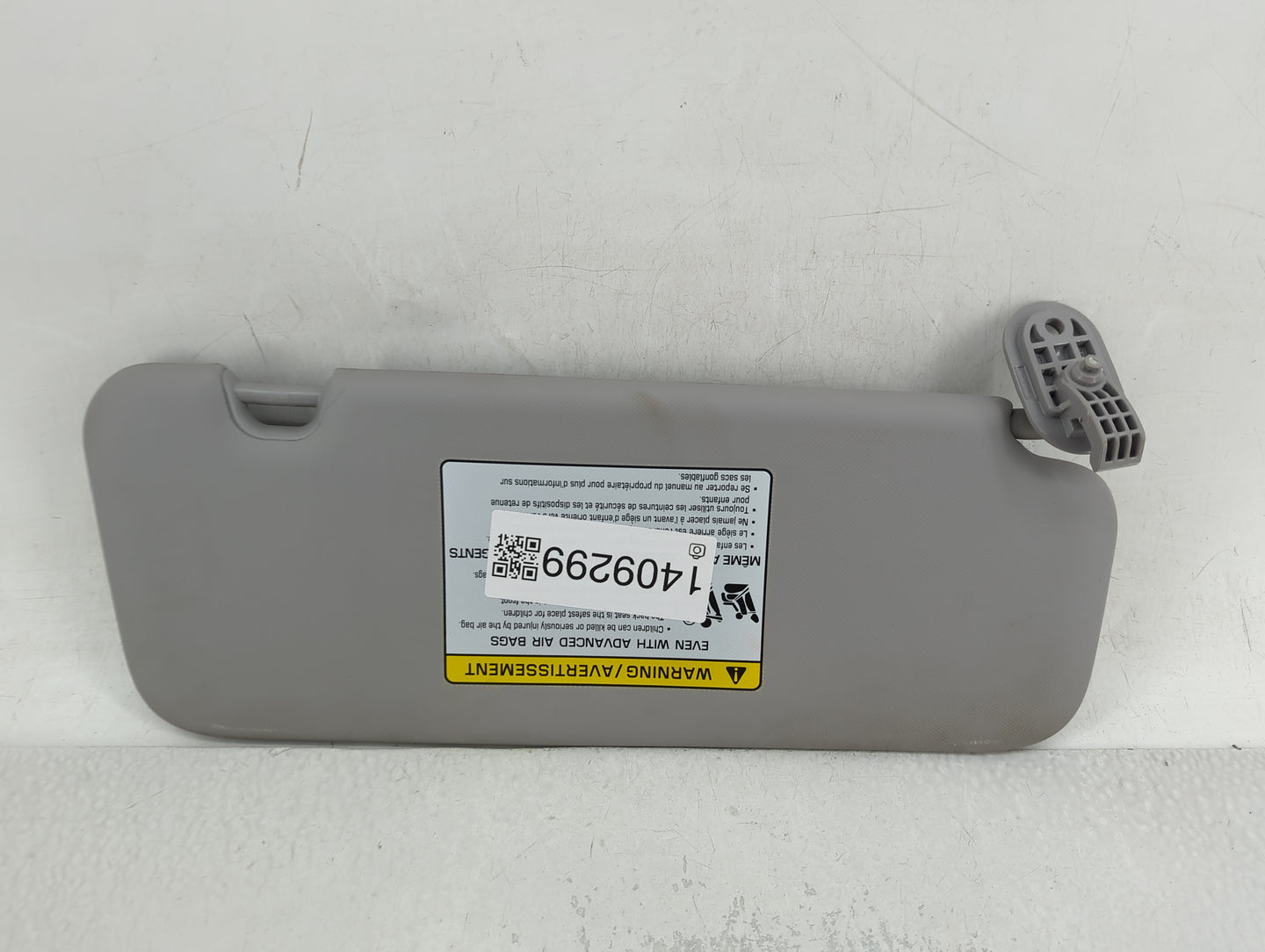 2017-2020 Hyundai Elantra Sun Visor Shade Replacement Driver Left Mirror Fits Fits 2017 2018 2019 2020 OEM Used Auto Parts -