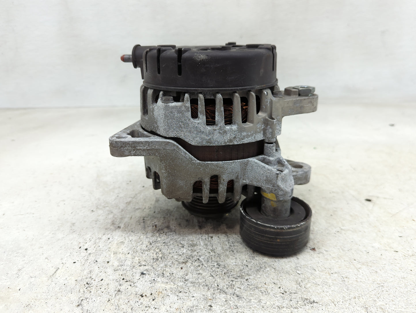 2017-2020 Hyundai Elantra Alternator Replacement Generator Charging Assembly Engine OEM P/N:37300-2E821 2627727 Fits OEM Use