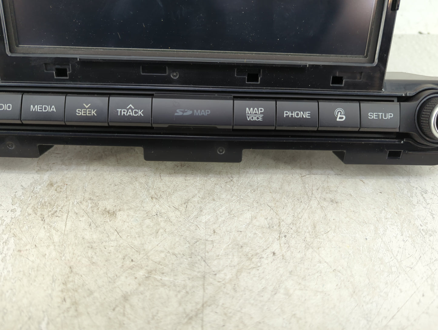 2017-2018 Hyundai Elantra Information Display Screen - Oemusedautoparts1.com