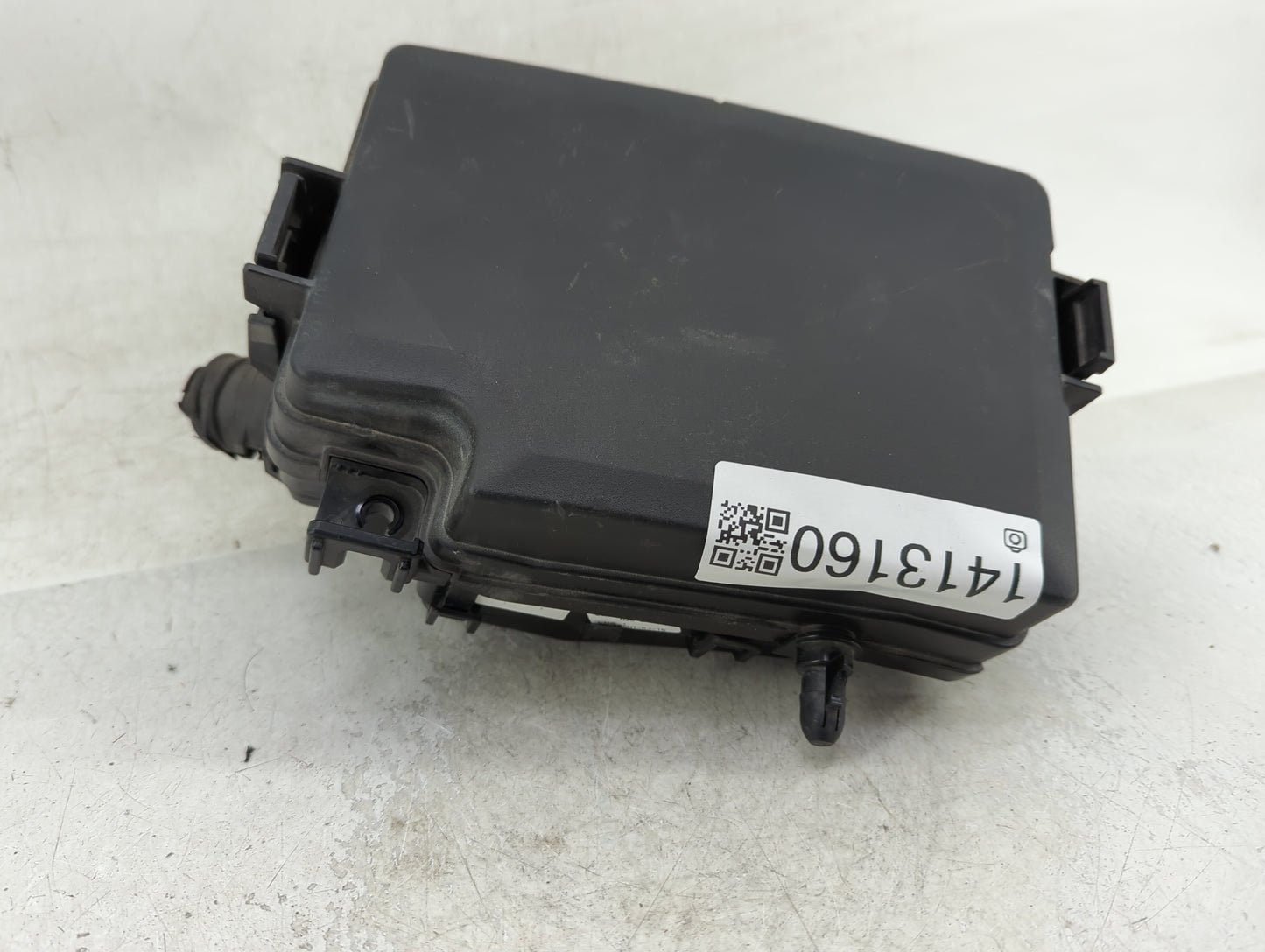 2017 Hyundai Elantra Fusebox Fuse Box Panel Relay Module P/N:91203-F2260 91200F3140 Fits OEM Used Auto Parts - Oemusedautopa