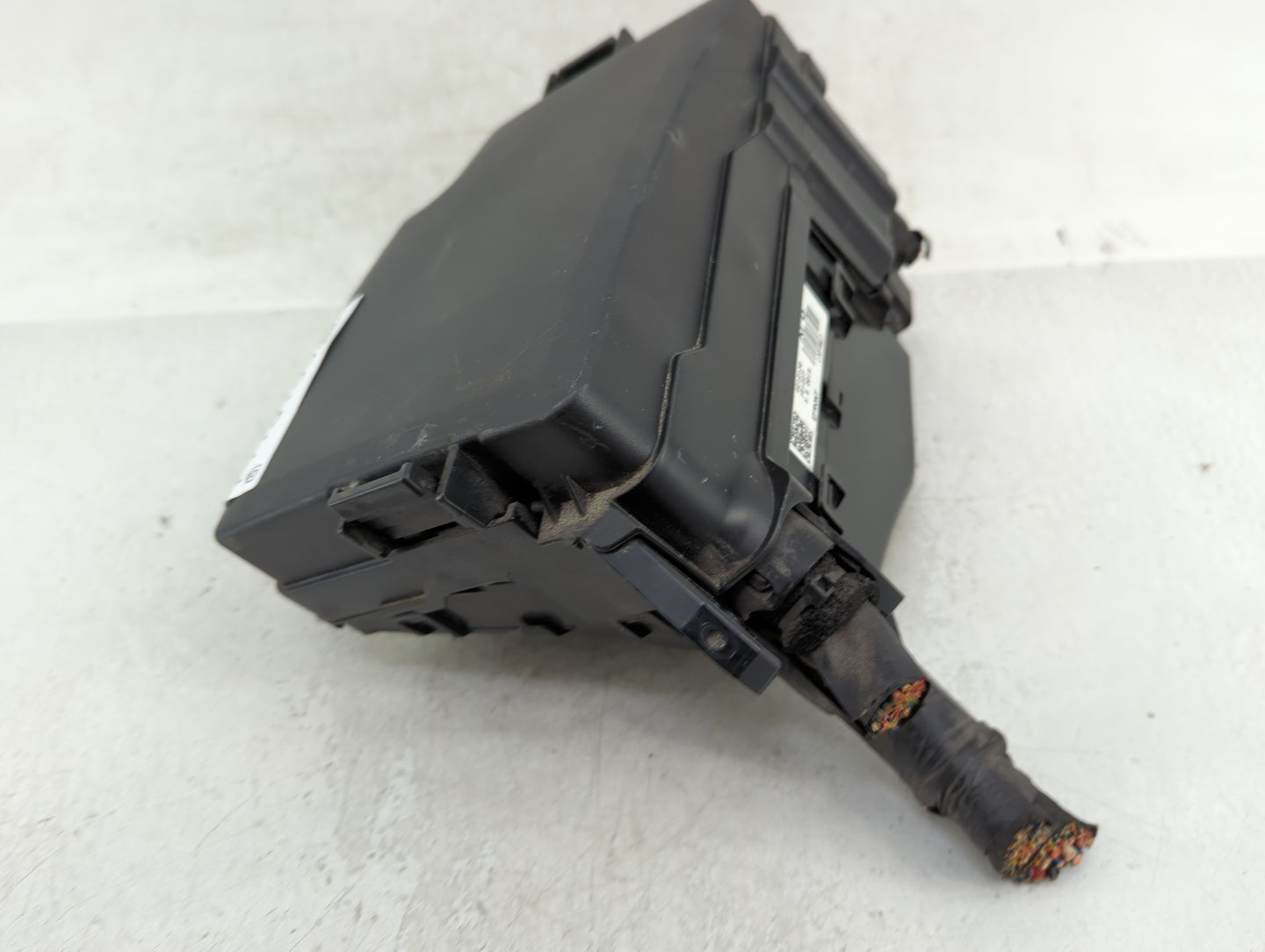 2017 Hyundai Elantra Fusebox Fuse Box Panel Relay Module P/N:91203-F2260 91200F3140 Fits OEM Used Auto Parts - Oemusedautopa