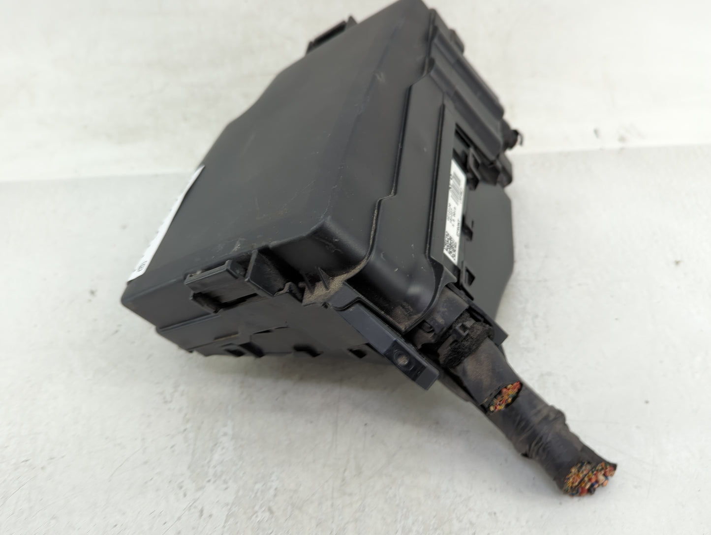 2017 Hyundai Elantra Fusebox Fuse Box Panel Relay Module P/N:91203-F2260 91200F3140 Fits OEM Used Auto Parts - Oemusedautopa