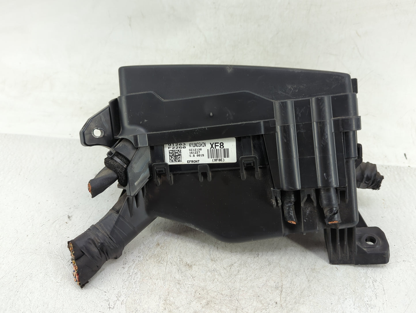 2017 Hyundai Elantra Fusebox Fuse Box Panel Relay Module P/N:91203-F2260 91200F3140 Fits OEM Used Auto Parts - Oemusedautopa