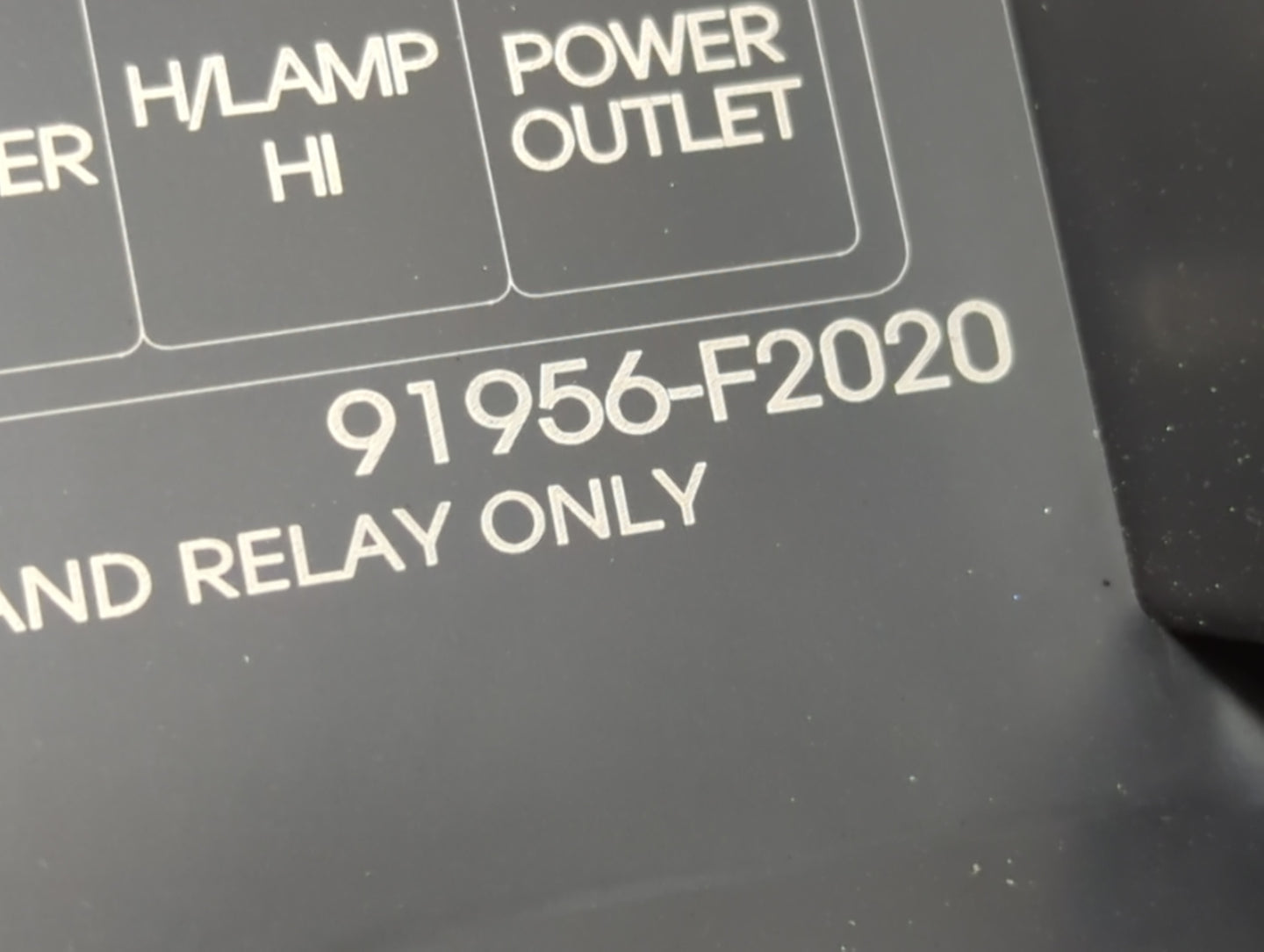 2017 Hyundai Elantra Fusebox Fuse Box Panel Relay Module P/N:91956-F2020 Fits OEM Used Auto Parts - Oemusedautoparts1.com